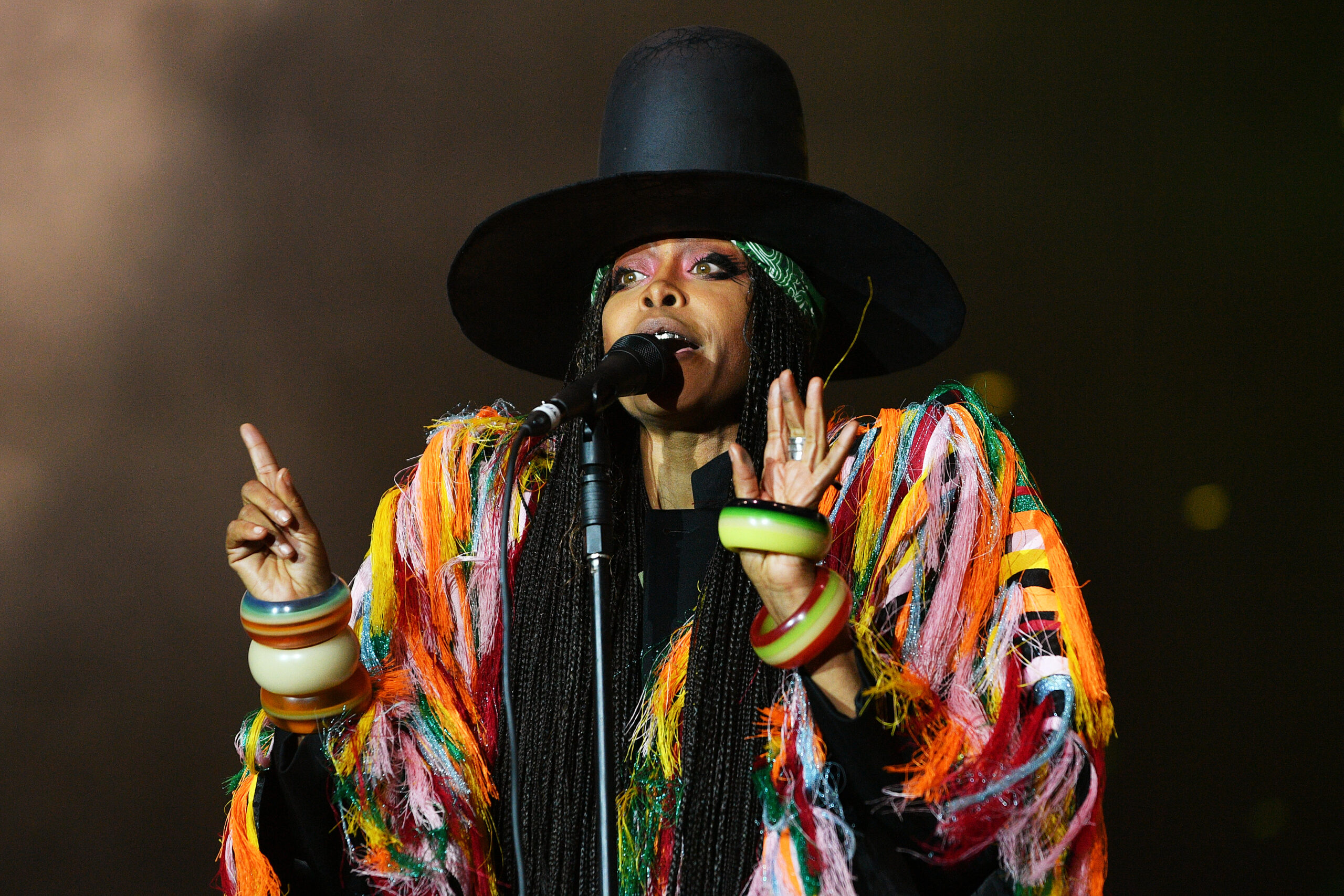 Erykah Badu playing live